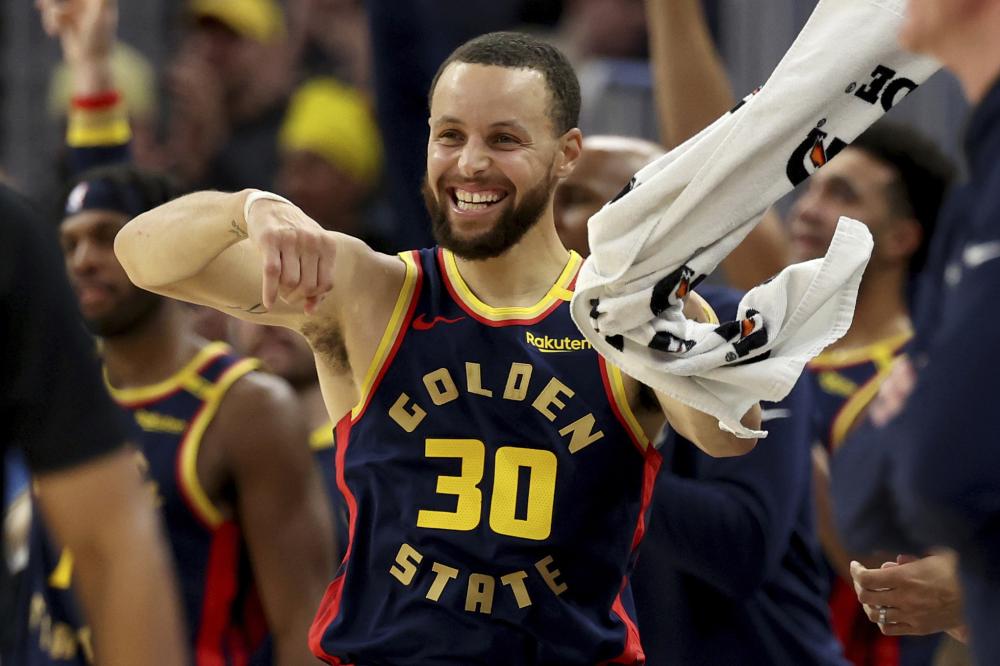 他平均每场 他平均每场