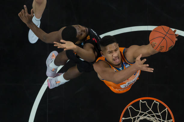 是现代锋线 是现代锋线