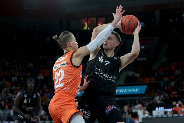 阿门不仅是 阿门不仅是